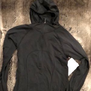 Lululemon Swiftly Tech Hooded 1/2 zip